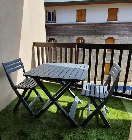 Apartman Cosy, 4 Pers, Plein Centre Ville, Parking Offert