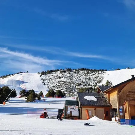 Cosy, 4 Pers, Plein Centre Ville, Parking Offert Apartman Font-Romeu-Odeillo-Via