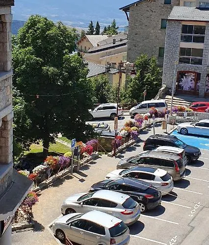 Cosy, 4 Pers, Plein Centre Ville, Parking Offert Apartamento Font-Romeu-Odeillo-Via